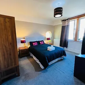 Leith Walk Budget , Edimburgo Regno Unito