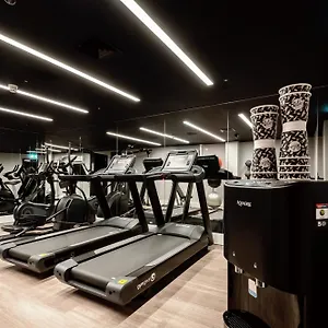 Wilde Aldgate Tower Bridge **** Londra
